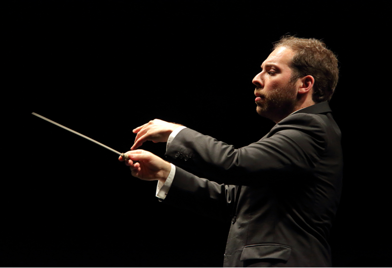 José_Eduardo_Gomes_maestro José_Eduardo_Gomes_maestro